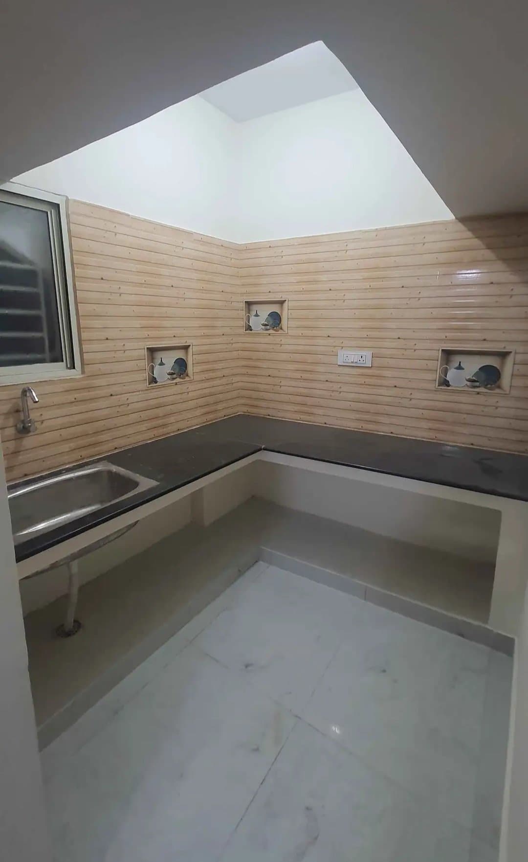 2 BHK House for Rent in Jeevan Bima Nagar, Bangalore – image 8 of 9