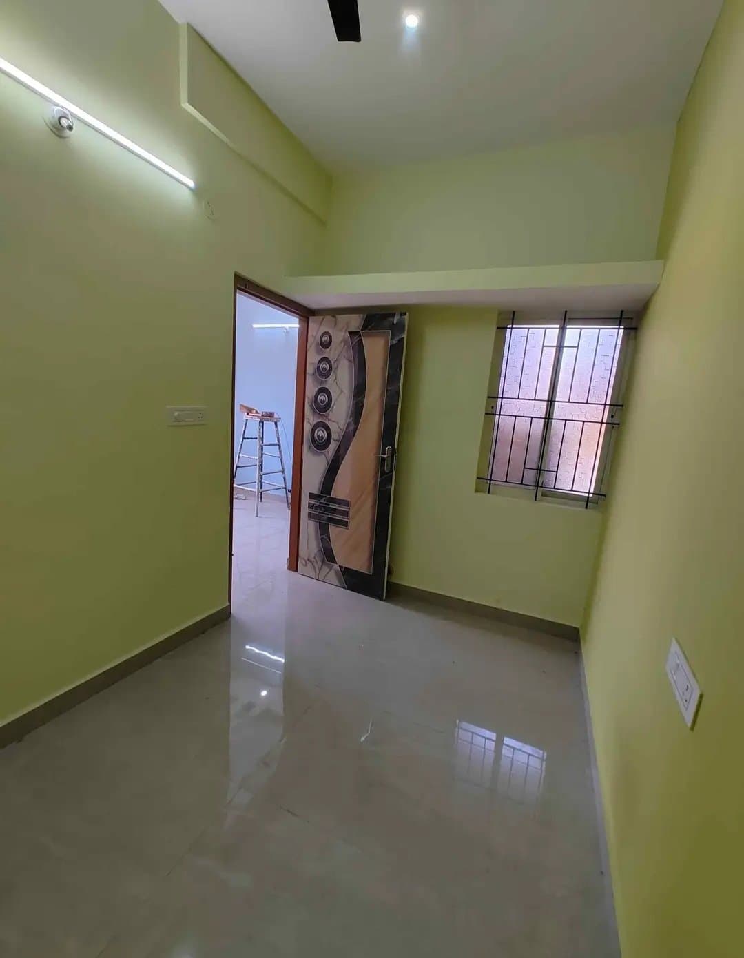 2 BHK House for Rent in Singasandra, Bangalore – image 6 of 10