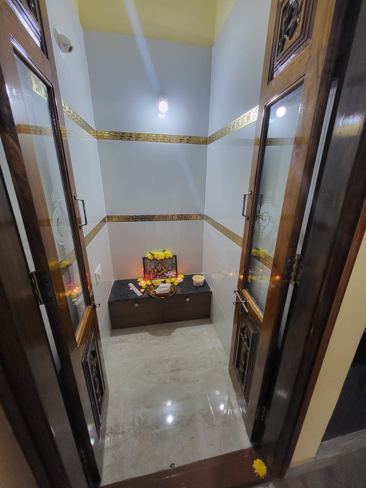 2 BHK House for Rent in BTM Layout 2nd Stage, Bangalore – image 2 of 10