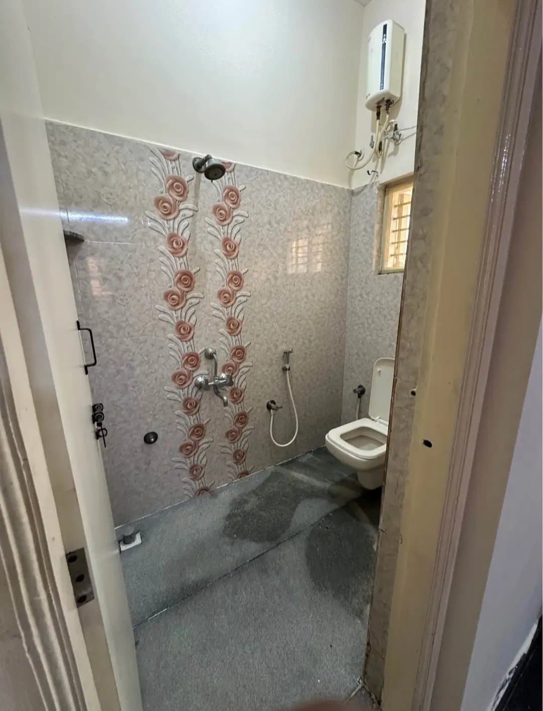 2 BHK House for Rent in Krishnarajapuram, Bangalore – image 7 of 9