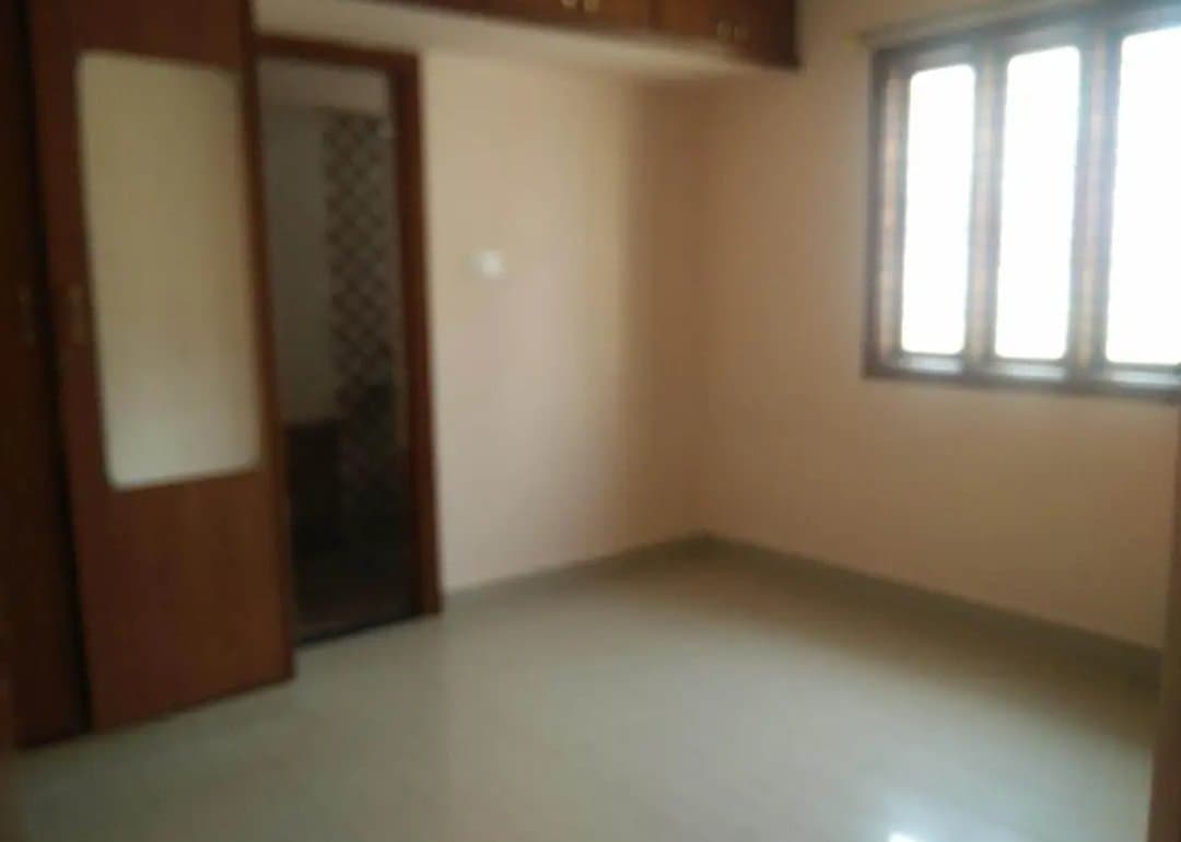 3 BHK House for Rent in Kalyan Nagar, Bangalore – image 4 of 8