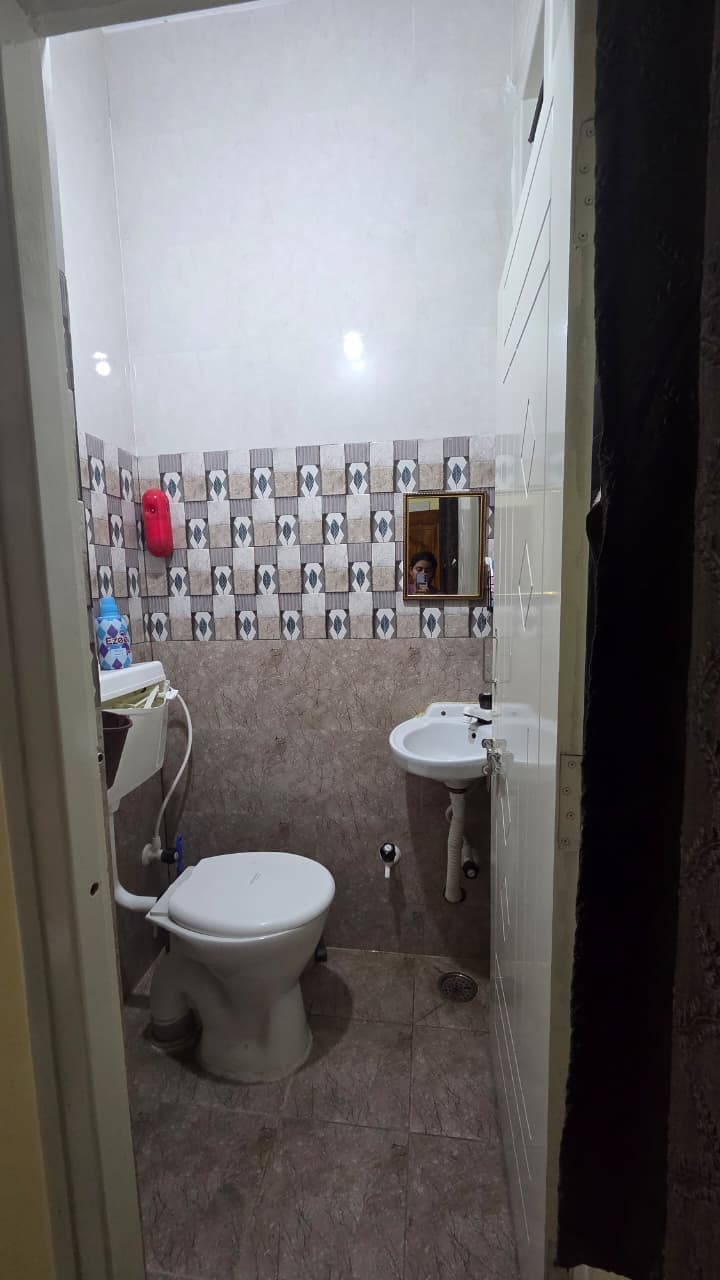 2 BHK House for Rent in BTM Layout 2nd Stage, Bangalore – image 9 of 10