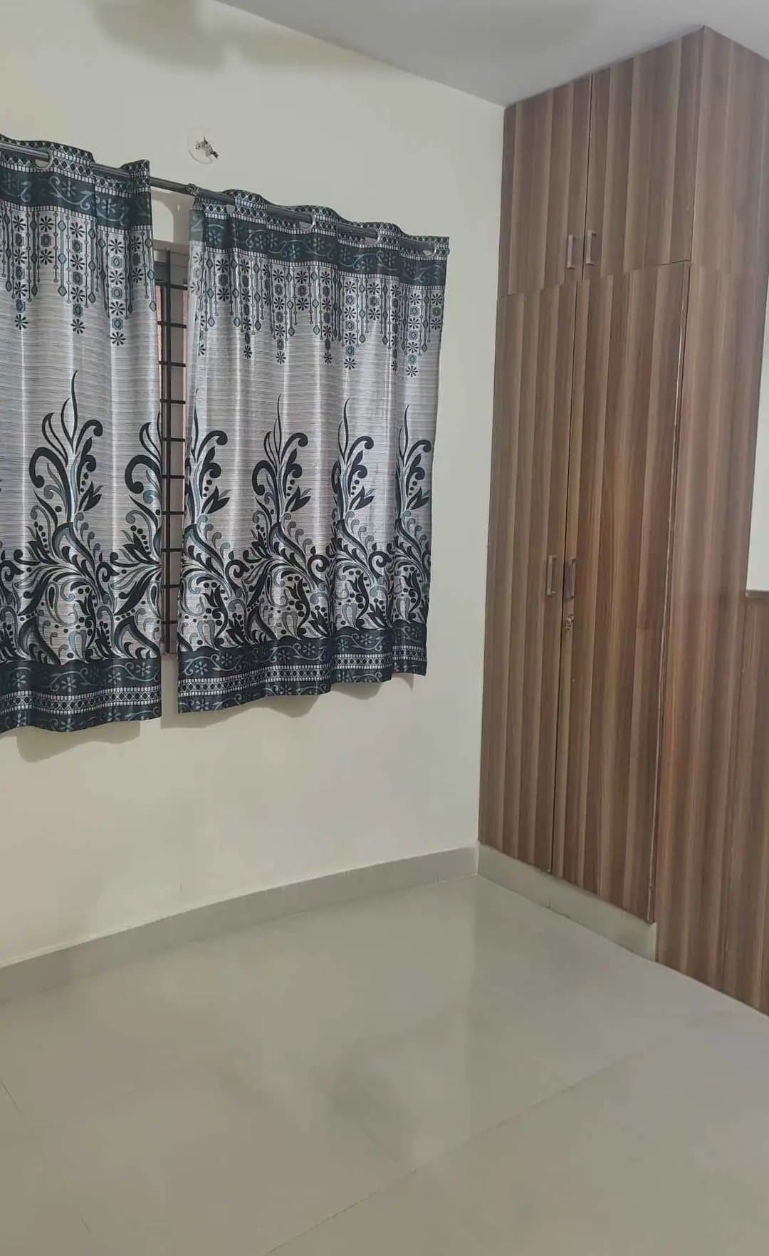 2 BHK House for Rent in Hebbal Kempapura, Bangalore – image 5 of 9