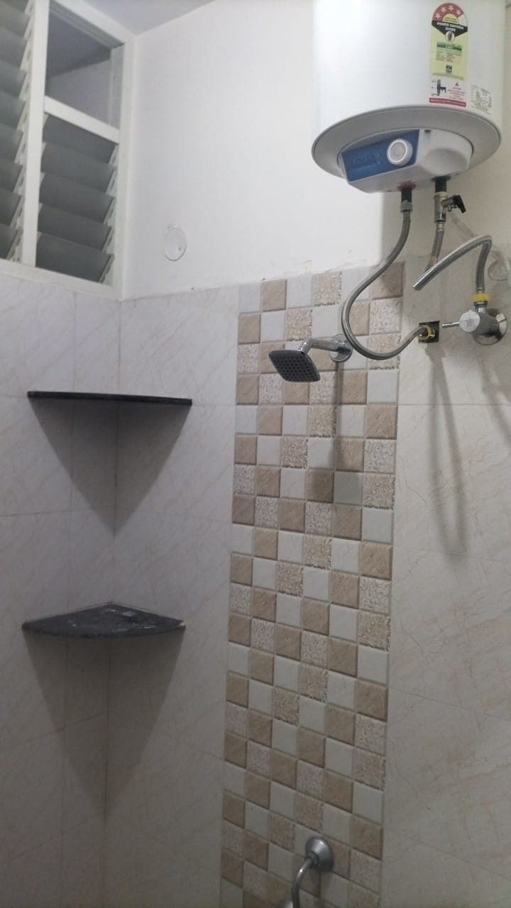 2 BHK House for Rent in HBR Layout, Bangalore – image 10 of 10