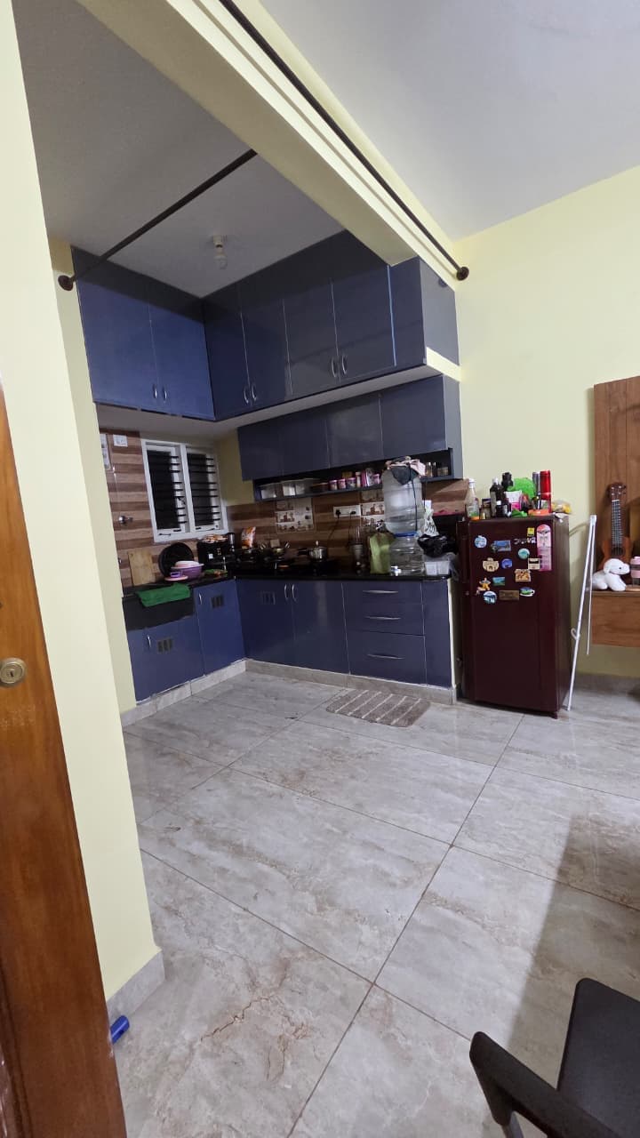 2 BHK House for Rent in BTM Layout 2nd Stage, Bangalore – image 1 of 10