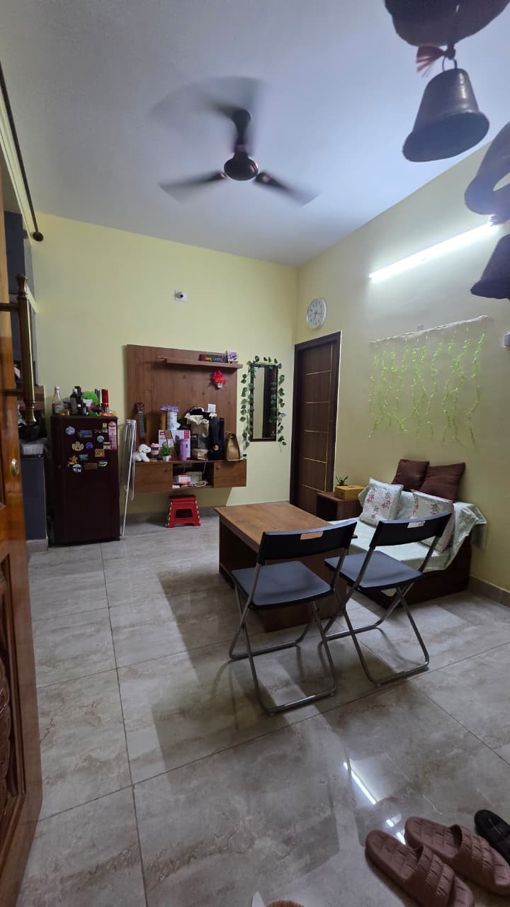 2 BHK House for Rent in BTM Layout 2nd Stage, Bangalore – image 5 of 10