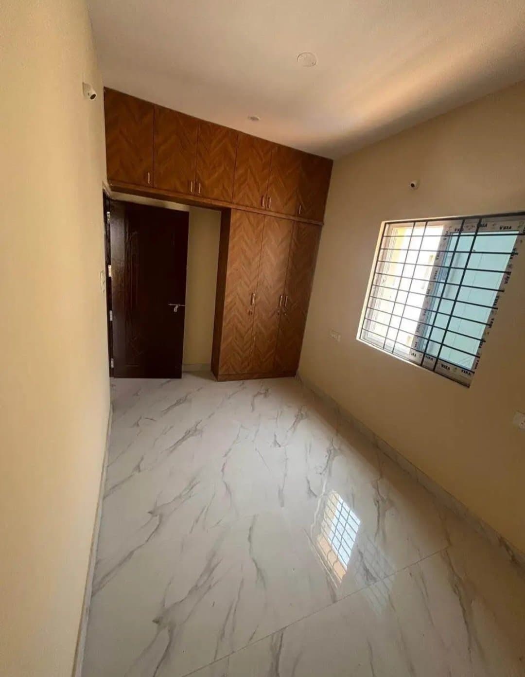 2 BHK House for Rent in Bangalore – image 3 of 6