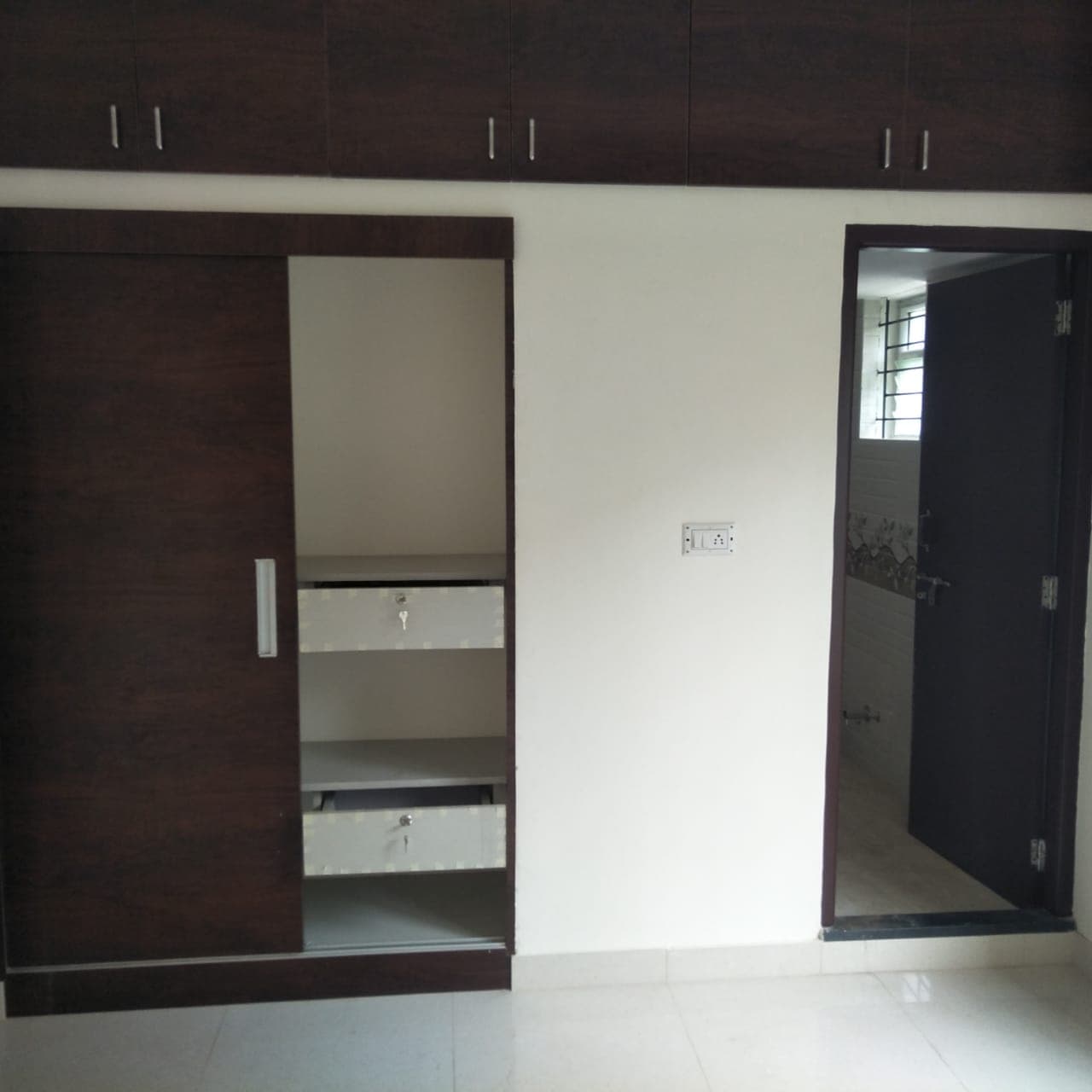 2 BHK House for Rent in HBR Layout, Bangalore – image 4 of 10